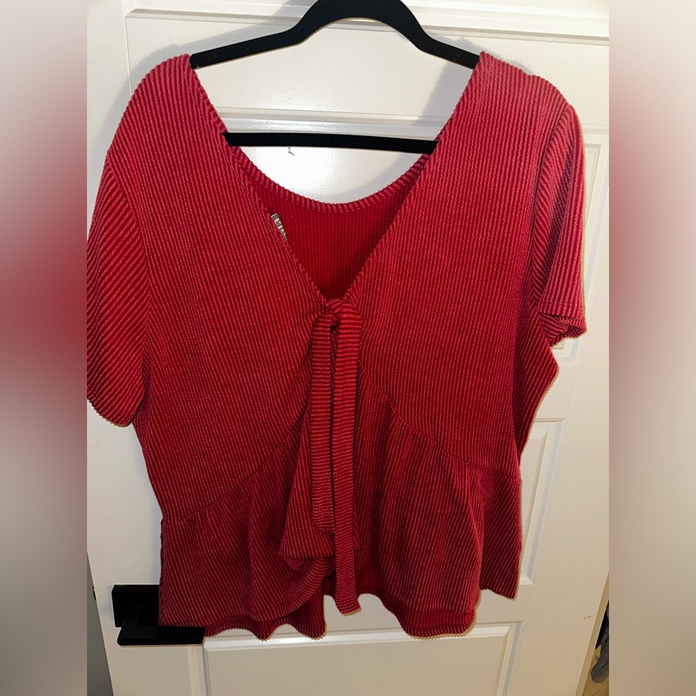 Plus size top never worn